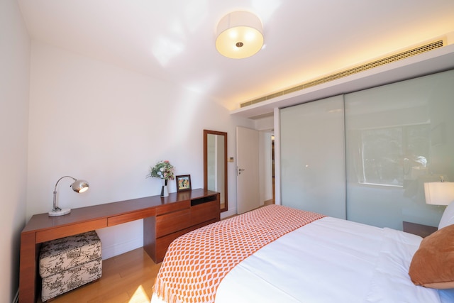 Tyms Cozy 2BR 1BA Apt Near Metro