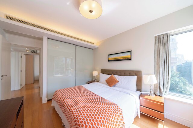 Tyms Cozy 2BR 1BA Apt Near Metro