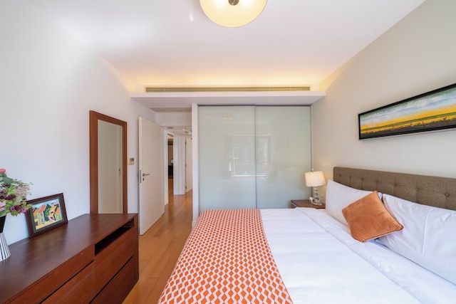 Tyms Cozy 2BR 1BA Apt Near Metro