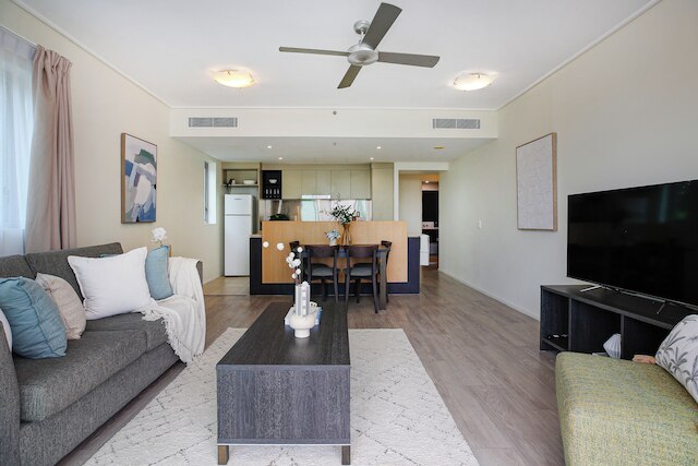 Apartment in the City with Pool and BBQ