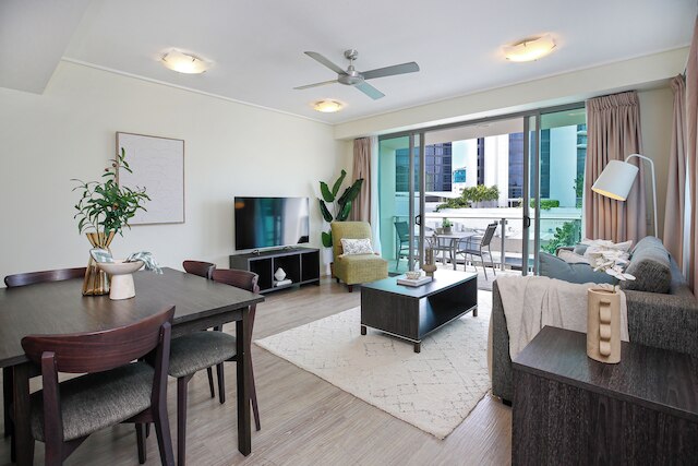 Apartment in the City with Pool and BBQ