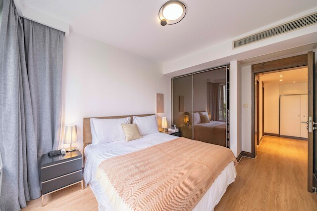 Tyms Modern 1BR 1BA Suite Xujiahui Shops