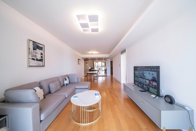 Tyms Comfortable 2BR 1BA Apt Xujiahui