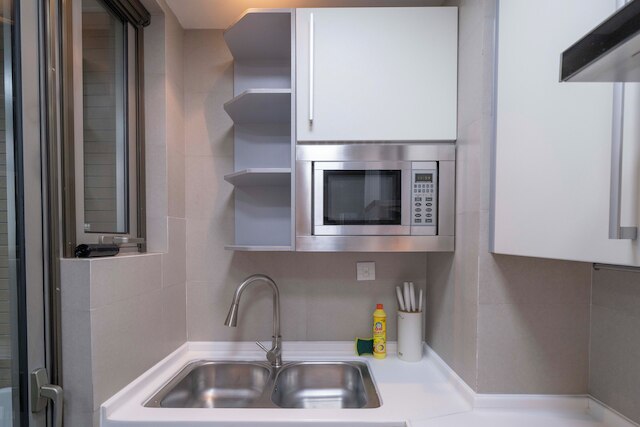 Tyms Stylish 1BR 1BA Apt Xujiahui Center