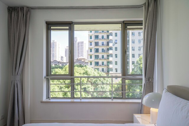 Tyms Stylish 1BR 1BA Apt Xujiahui Center