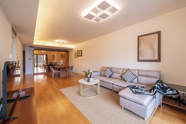 Tyms Family 2BR 1BA Apt Xujiahui Center