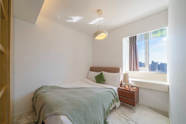 Tyms 2BR 1BA Apt Xujiahui Metro