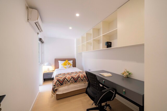 Tyms Stylish 3BR 2BA Apt Xujiahui Shops