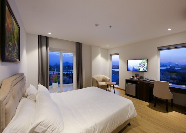 RHM Luxury Hotel and Suite