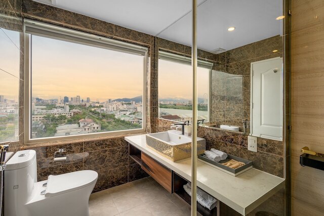 RHM Luxury Hotel and Suite