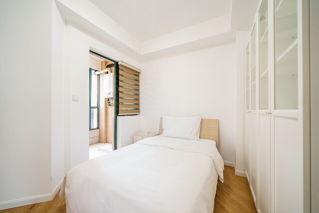 Tyms Spacious 4BR 2BA Apt Xujiahui