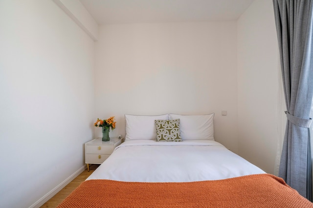 Tyms 4BR 2BA Apt Novel Garden