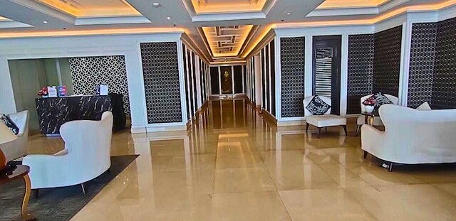 ステイ ビサイド モール オブ アジア ウォーク & エクスプロー