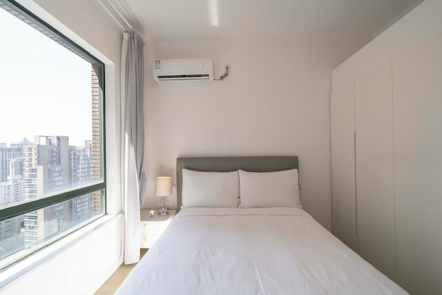 Tyms Elegant 4BR 2BA Apt Xujiahui Malls