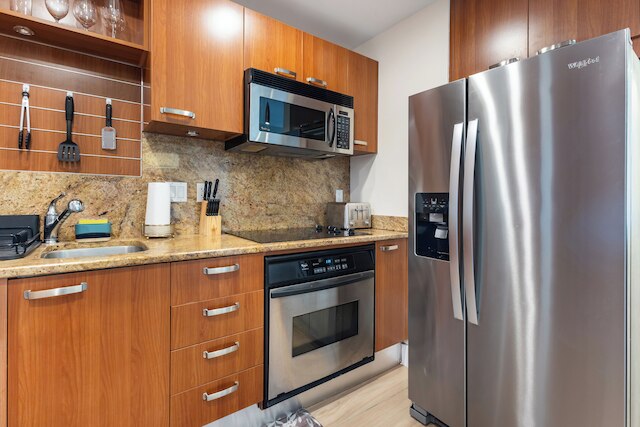 AKA ブリッケル シティ ビューズ by パレルモ ホーム