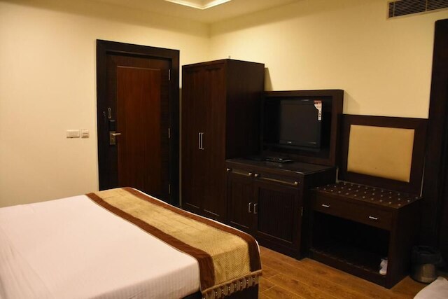 アーロン レジデンシー