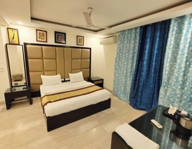 アーロン レジデンシー