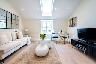 The Paddington Professional - by Out of Office Lifestyle