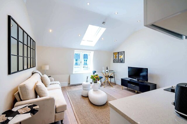 ザ パディントン プロフェッショナル - by アウト オブ オフィス ライフスタイル