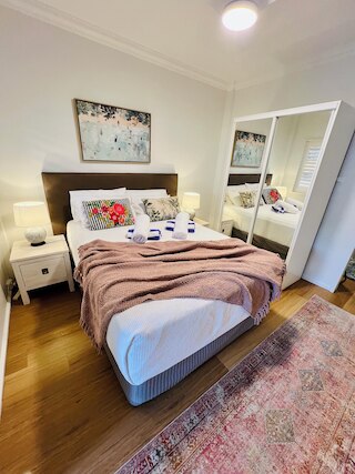 City Unit 5 Walk to Esplanade