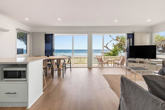 ザ ビーチ ハウス