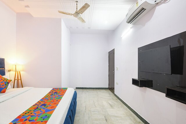 ファブホテル チューリップ サロバー マンサロバー ガーデン