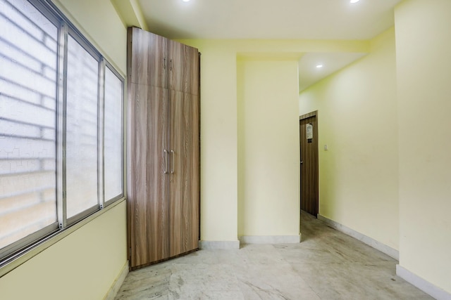 Fabhotel Royal Rose Residency