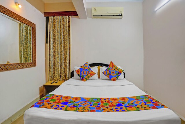 Fabhotel 4 Pillar’S