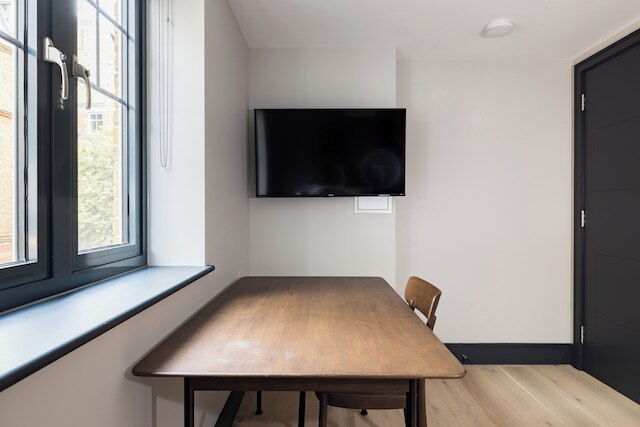 コベントガーデン アパートメンツ