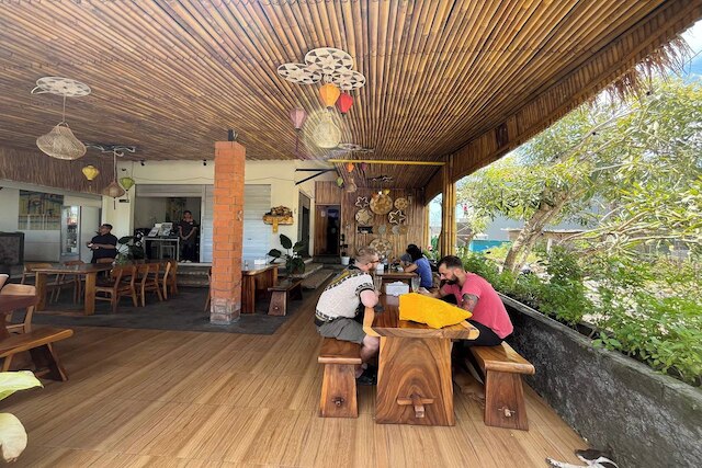 トレ ヴィラズ バリ