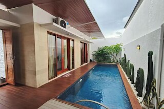 トレ ヴィラズ バリ