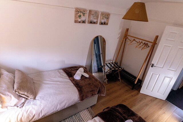 スリープス 5 - フリー パーキング - ニア エアポート & シティ