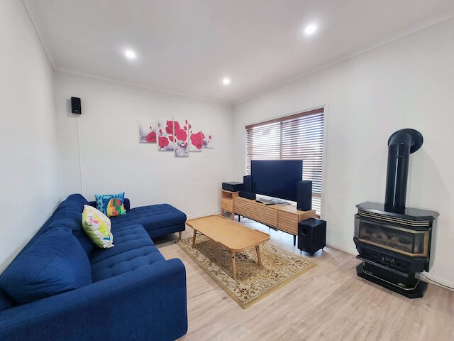 モダン ファミリー ホーム イン ニューポート