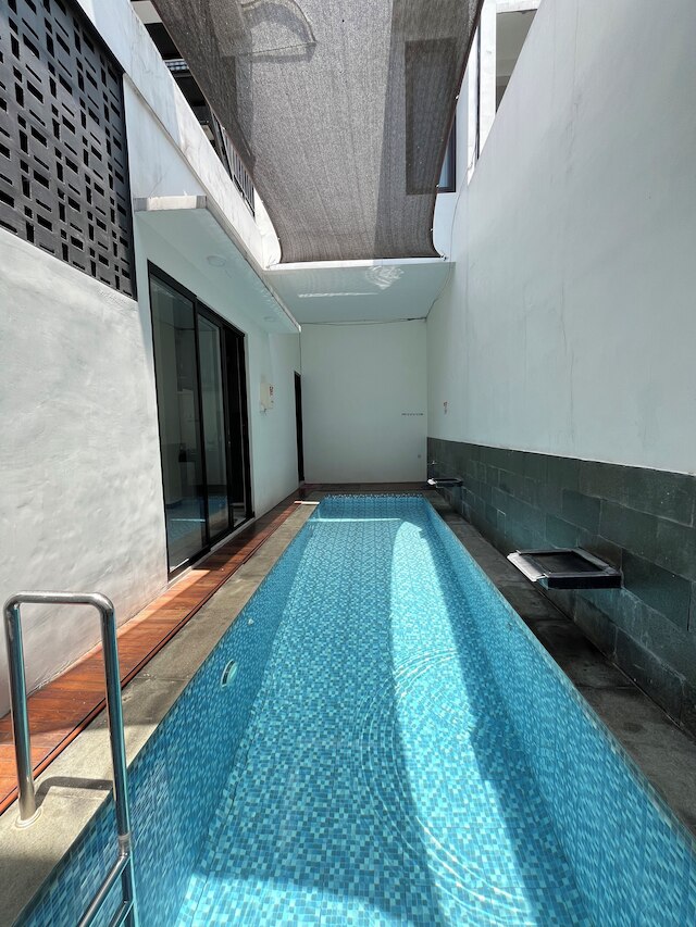 Arrayyan Executive Village Complex Batu