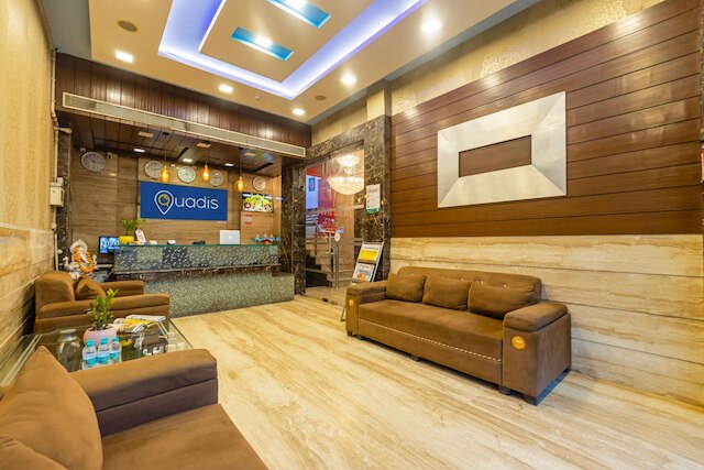 ホテル ダウンタウン - イースト オブ カイラシュ