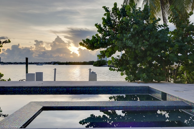 Miami Stunning Waterfront Villa Escape
