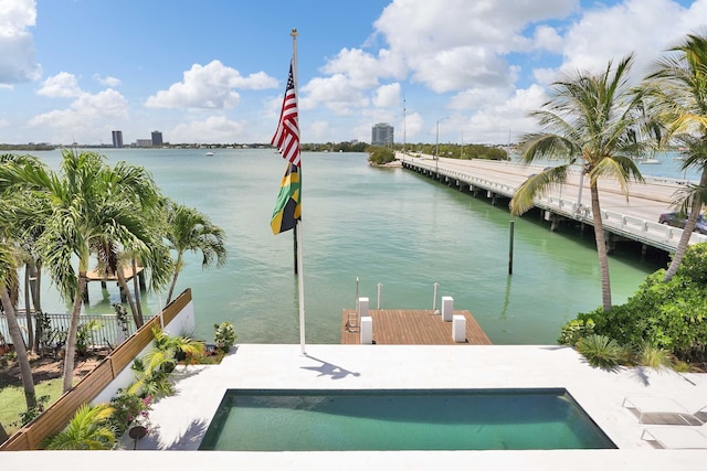 Miami Stunning Waterfront Villa Escape