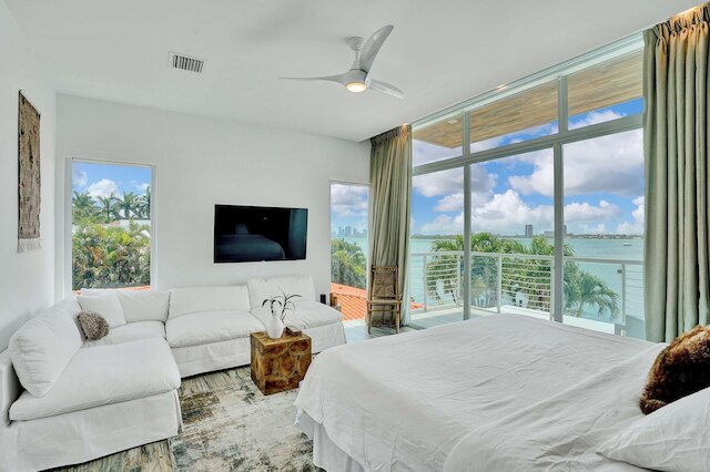 Miami Stunning Waterfront Villa Escape