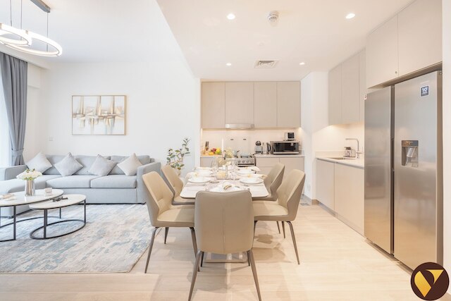 Stylish Living Rosewater Creek Beach