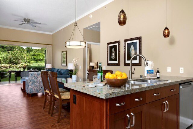 ホヌア カイ コネア 112/40 フリー カー KBM リゾート