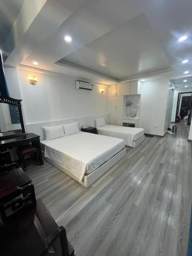 The Queen Hotel & Spa 2