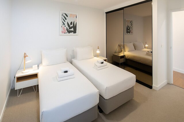 エアリー ステイズ ニューキー コレクション