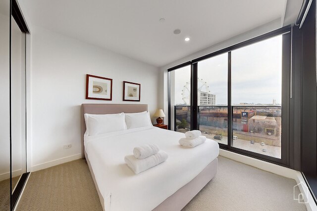 エアリー ステイズ ニューキー コレクション