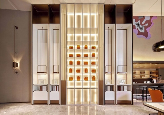 Shanghai Elong Hotel by the Nanjing Road