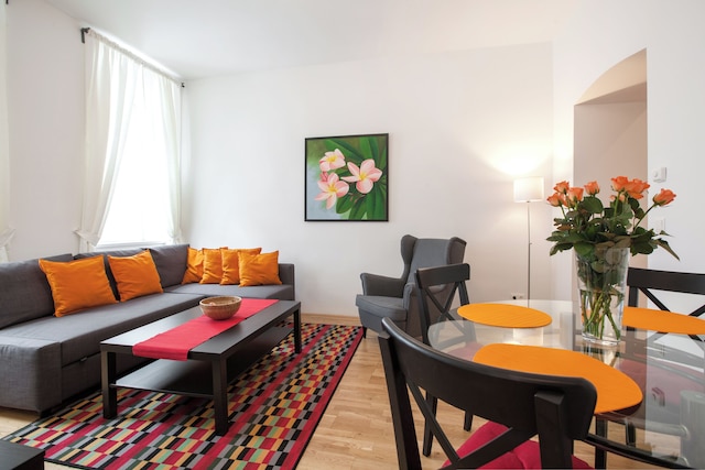 Apartment Theresiengasse Check in 15h to 22h Only