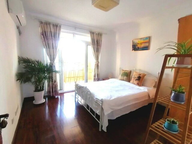 Mrs.Li apartment Line No.7 nearby