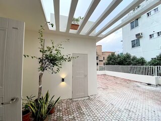 CITY VIEWS HOTEL WITH HOUSEKEEPING