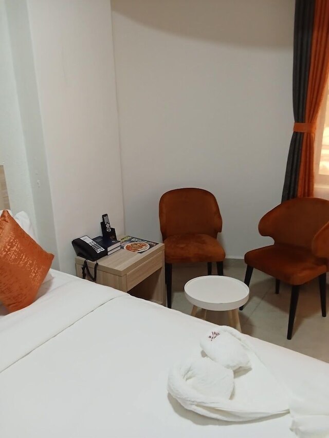 ザ グランド エンパイア ホテル