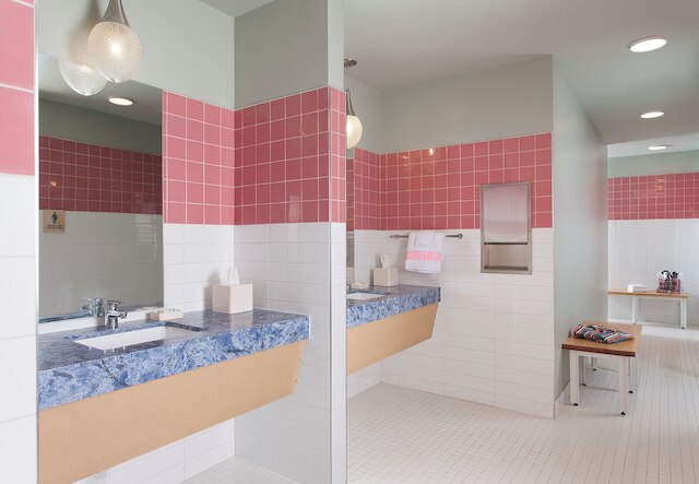 ザ キャビンズ アット イースト オースティン ホテル