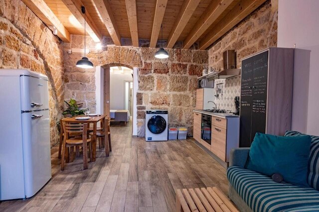 1 ベッド フラット - スリープス 3 - パーキング フリー - WiFi